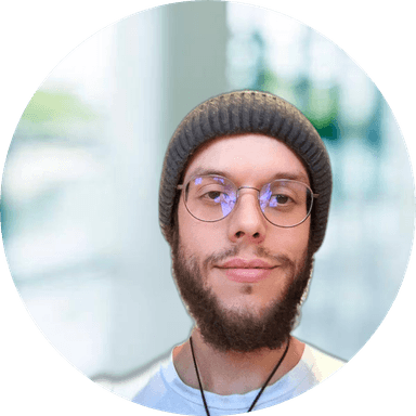 Tom Teck - Backend and Full-Stack Developer, Founder of Teckhawk